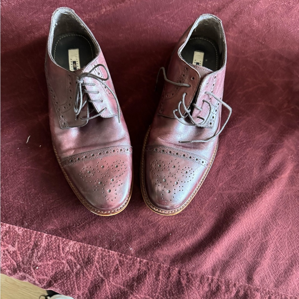 Joseph Abboud Brown Leather Oxfords with Classic Brogue Design